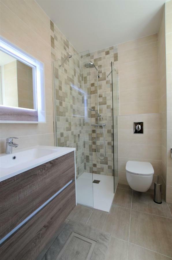 La Villa Lombardi En Champagne, Avec Piscine Privee Et Jacuzzi 莱里塞 外观 照片